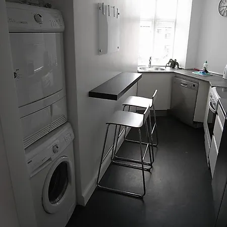 1875 Apartment *